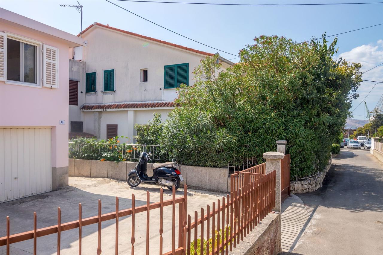 Apartment And Rooms Ruza Trogir Kültér fotó